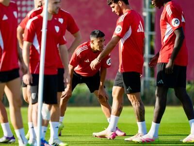 Alexis Sánchez sacrificó el dinero, sueldo mínimo en Sevilla