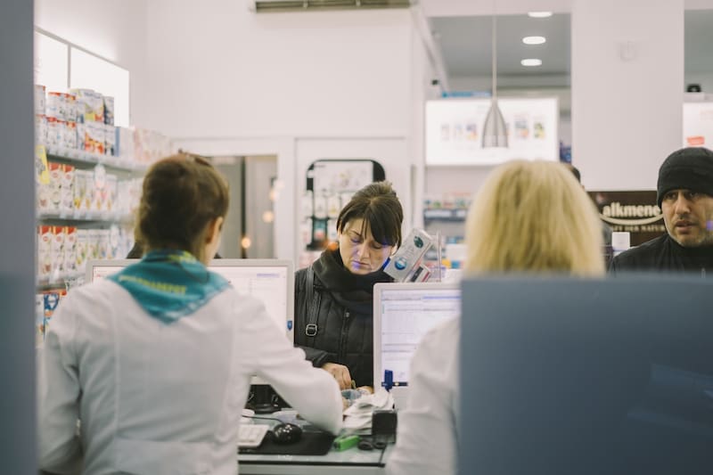 está inmersa en una querella en contra de sus excontroladores.