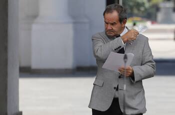 Renunció Andrés Allamand al Ministerio de Relaciones Exteriores