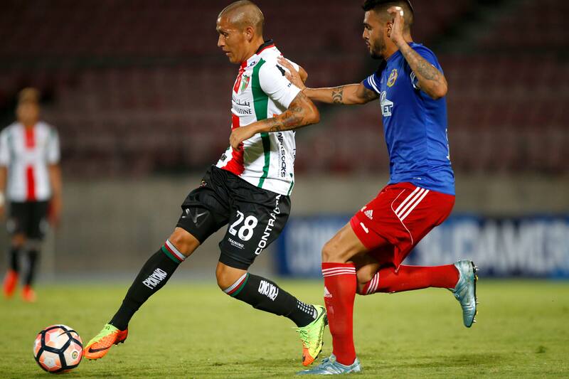 El volante en su paso por Palestino.