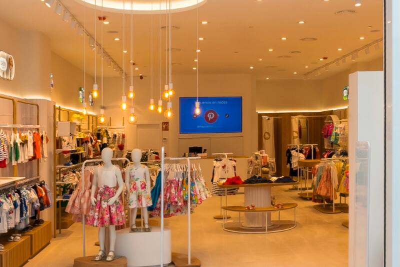 Firma española de vestuario infantil anuncia su llegada a Chile.