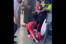 VIDEO | ¡Quedó la escoba! Hinchas mexicanos desatan el caos con batalla campal en Estados Unidos