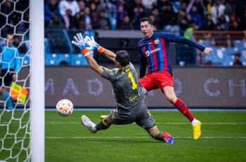 VIDEO | Así fue el gol de Lewandowski ante Betis de Claudio Bravo