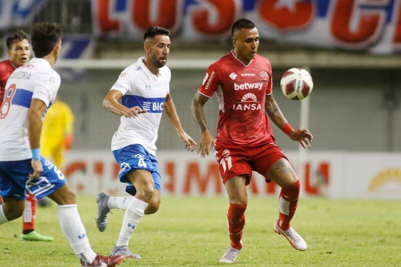 Juan Leiva fue el jugador a préstamo de Universidad Católica con más partidos en 2023: es titular indiscutido en Ñublense.