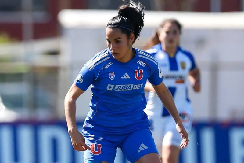 Su Helen Galaz, finalista de la Copa Libertadores con Everton en 2010, ahora defenderá a la U en la edición 2025. Foto: Prensa Universidad de Chile.