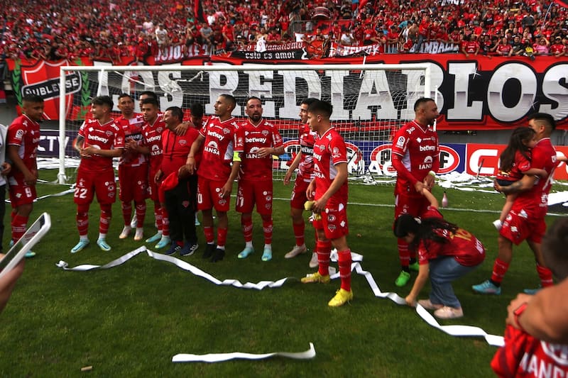 Federico Mateos y Matías Moya en 2022 con la camiseta de Ñublense.