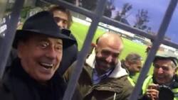 Silvio Berlusconi: "Ahora los dejo que debo irme de p..."