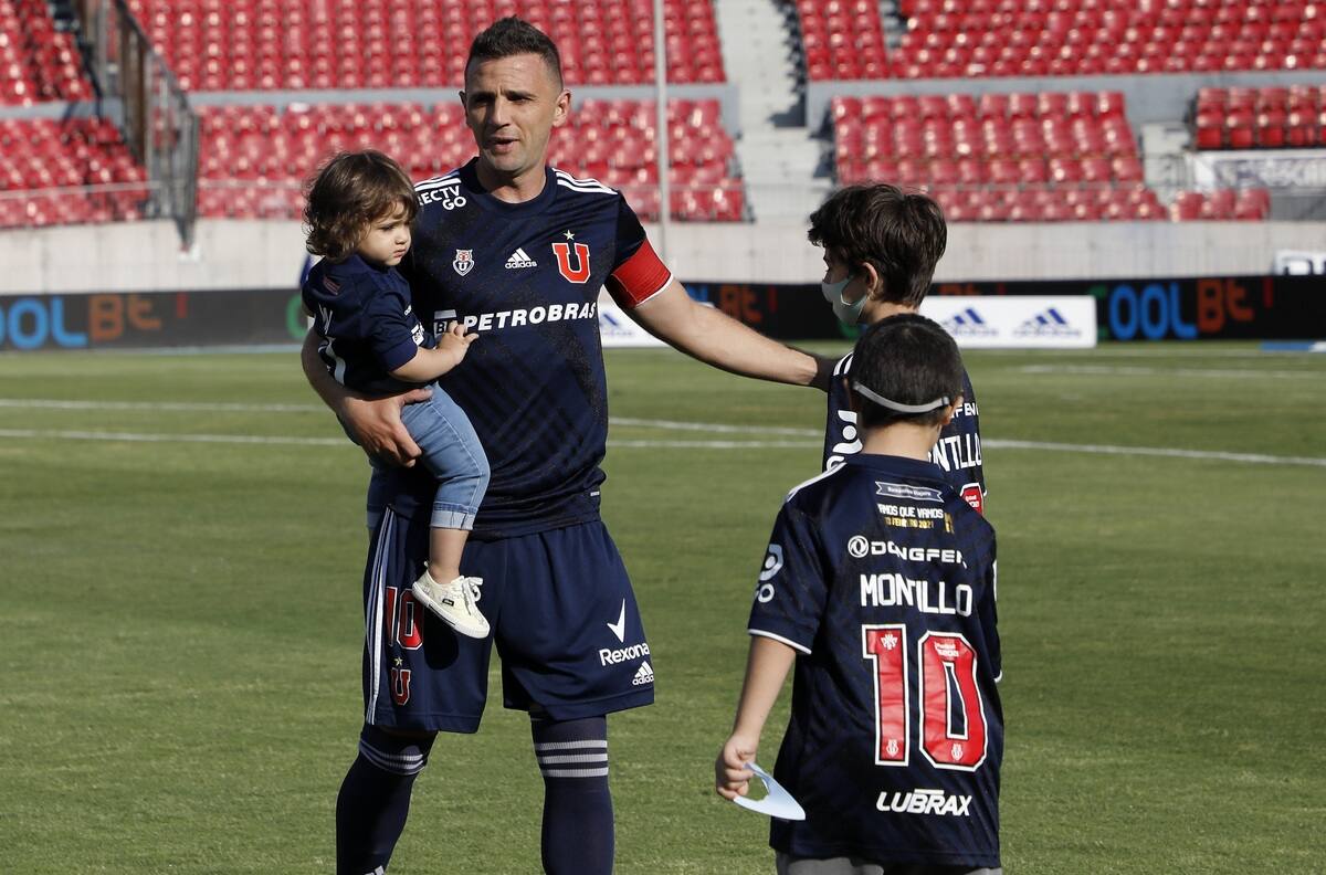"Todos somos Santino": Hinchas de la U se rinden ante el hijo de Walter Montillo