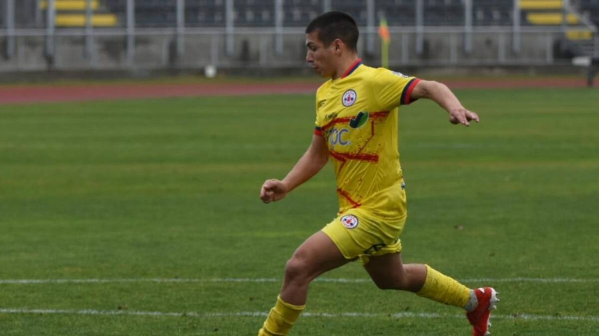 Los dos históricos de Colo Colo que levantaron la carrera de goleador de Segunda División formado en la U