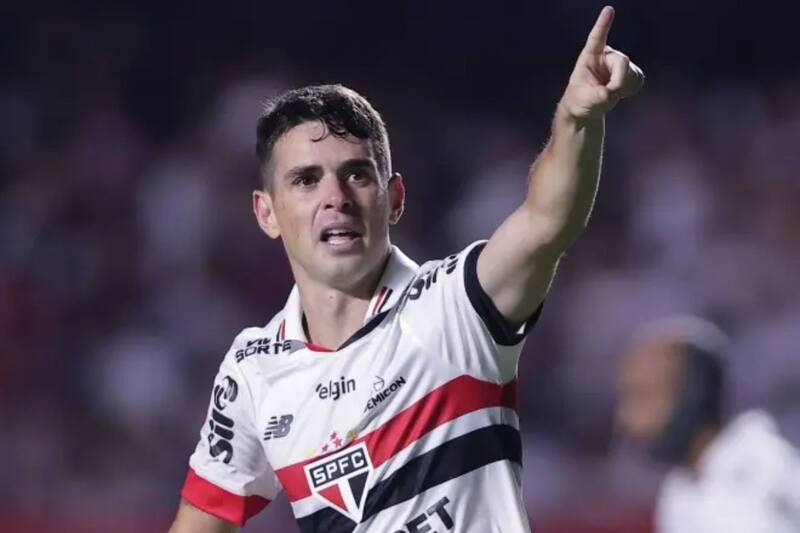 Oscar, compañero de Gonzalo Tapia, se retiraría del fútbol por una afección cardíaca.