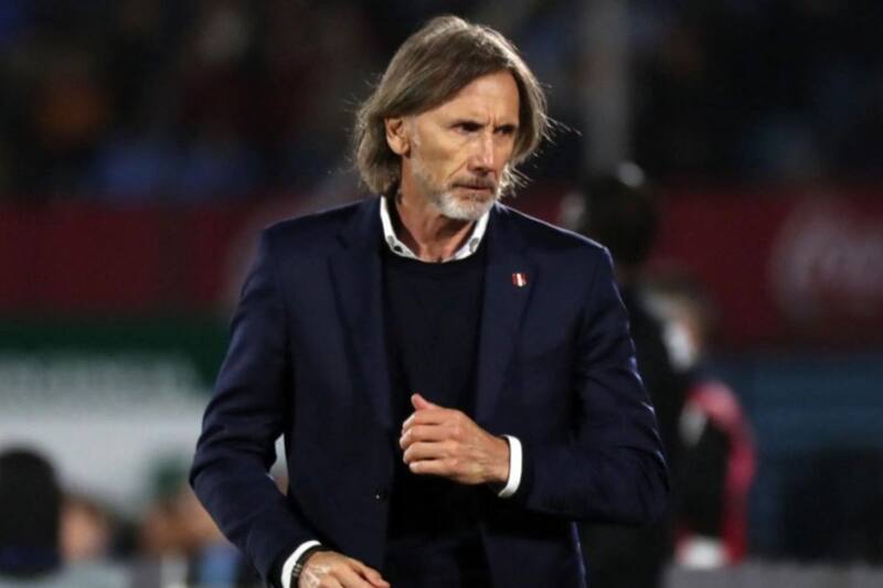 El ex entrenador de la Selección Peruana haría su estreno al mando de La Roja en el amistoso ante Francia del 26 de marzo próximo.