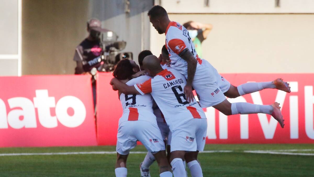 Cobresal sigue con su efectividad de visitante y venció a Unión La Calera