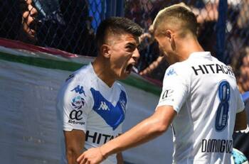 ¿Estarán ante la UC? Vélez separó a cuatro jugadores por escándalo en fiesta clandestina