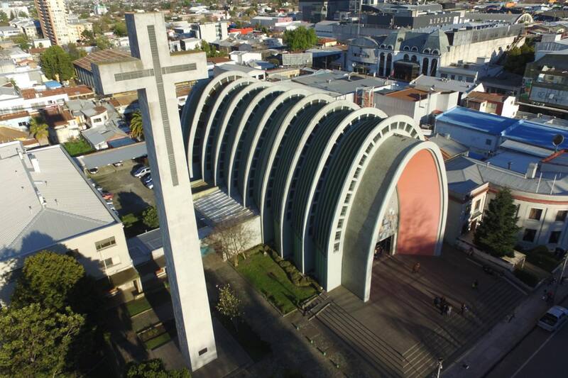 El actual Gobernador de la Región, Óscar Crisóstomo Llanos, busca la reelección.