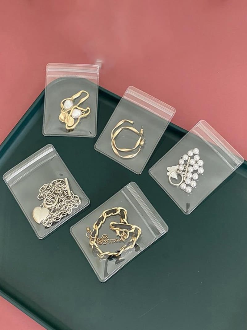 Cuida tus piezas de joyería guardándolas por separado