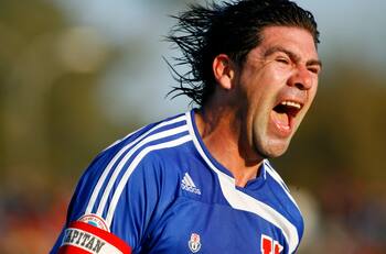 La U saluda a Marcelo Salas por su cumpleaños e hinchas azules se dividen en redes sociales