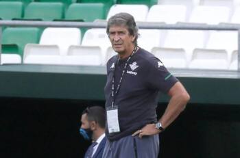 Reunión clave este lunes en el Betis tras última derrota ante el Granada