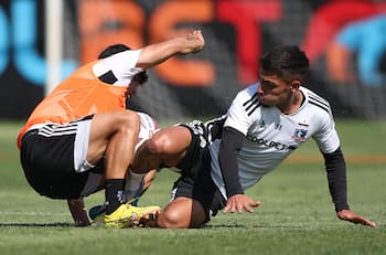 Le avisaron que no iba a ser considerado en Colo Colo, entrena por su parte y todavía no recibe ofertas