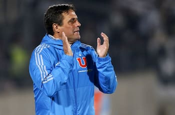 Guillermo Hoyos: "Es más importante ganar un título con la U que vencer a Colo Colo en el Monumental"