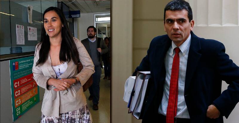 Santiago 17 de mayo 2019
En el marco de la Temporada de Eclipses en Chile, el ministro Secretario General de la Presidencia, Gonzalo Blumel, presenta una nueva edicion del encuentro “Dialogos en La Moneda”. En la oportunidad, el astronómo José Maza realizará una exposición sobre los eclipses. Luego, el ministro de Ciencia, Andrés Couve, sostendrá un diálogo con el profesor y con la también Premio Nacional de Ciencias Exactas, María Teresa Ruiz.
Karin Pozo/Aton Chile