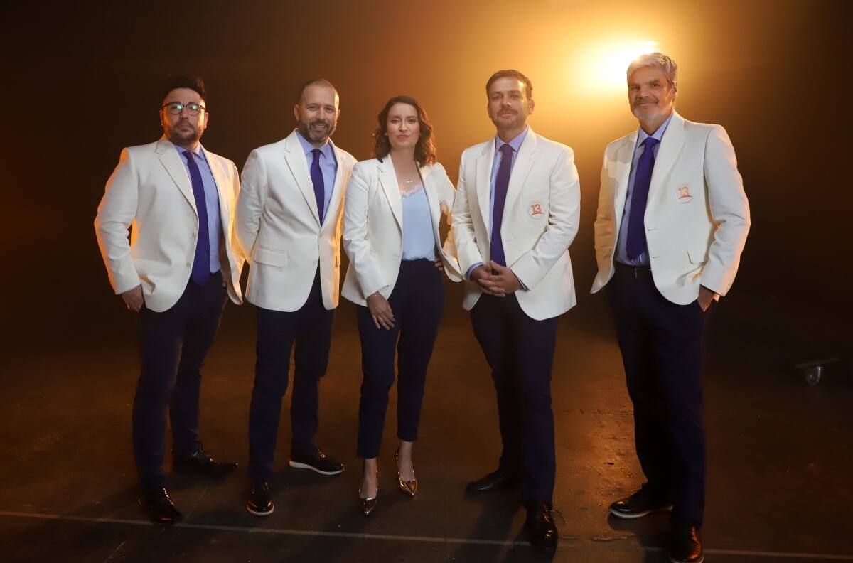 Nacho Valenzuela y lo que significa para él ocupar los clásicos looks de los periodistas deportivos de Canal 13