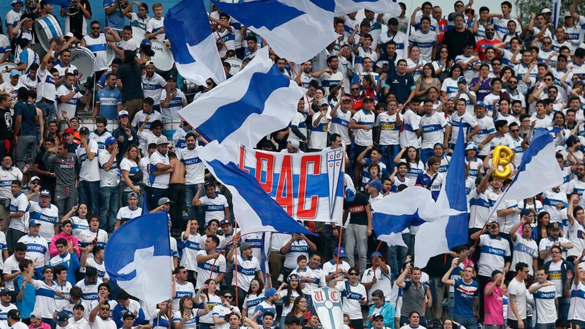 Hinchas de la UC le responden con todo a Gonzalo de la Carrera por oponerse a ampliación de San Carlos