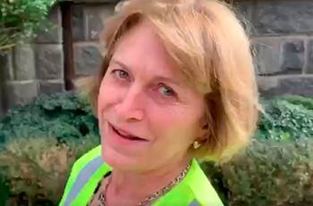 El hilarante video de Evelyn Matthei con dedicatoria a Kramer
