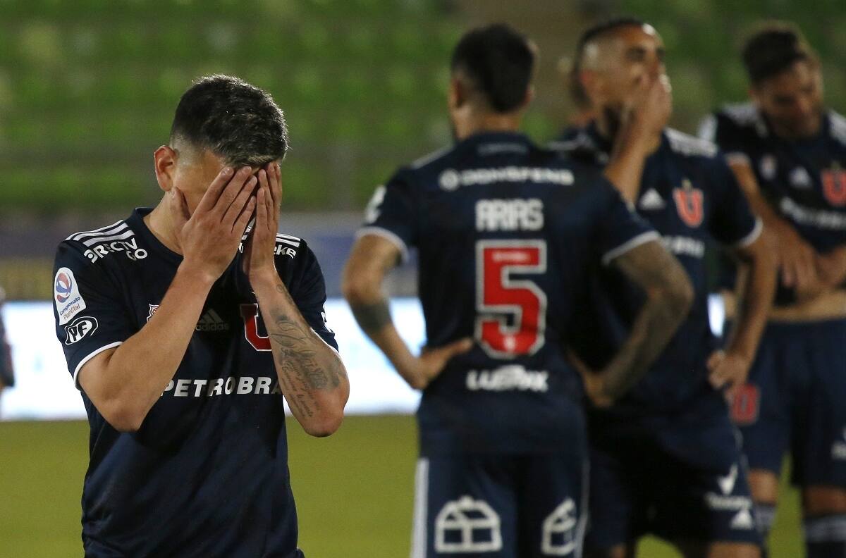 Ex DT de la U: "Tengo la esperanza que puede salir adelante, que los jugadores puedan sacar esto"