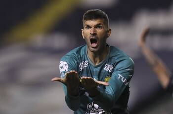 Club León: Emmanuel Gigliotti también cree que a los futbolistas se les exige más que a un político