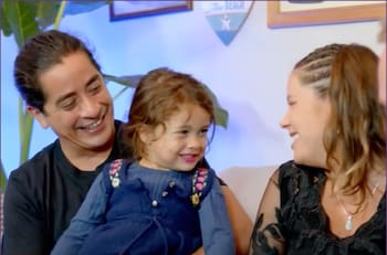 "Orgullo máximo": Fernando Godoy y Ornella Dalbosco felices por cómo su hija Lua aprendió a nadar en tiempo récord
