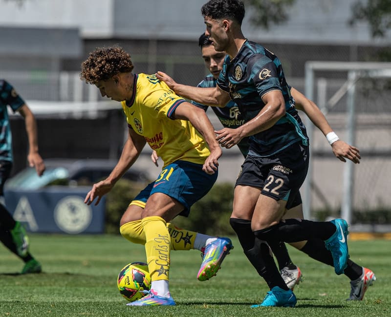 En el amistoso disputado ayer sábado. Foto: igorlichnovsky