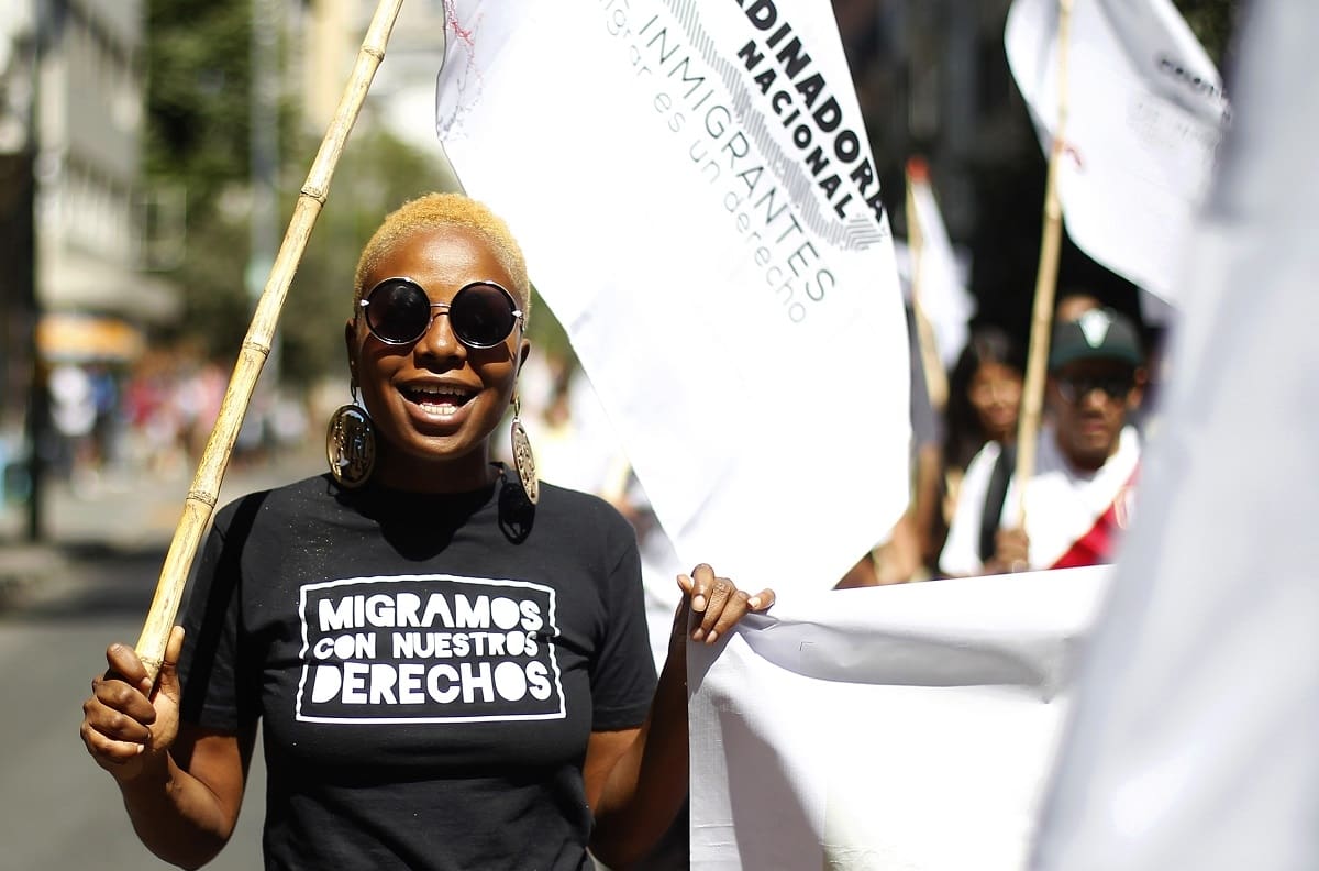 Jefe de Extranjería respondió al FA por ley de migraciones: "Estaban contentos de que miles de haitianos quedaran vendiendo obleas"