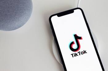 Estados Unidos prohíbe TikTok en teléfonos emitidos por la Cámara de Representantes del país