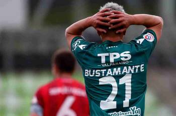 Byron Bustamante se despidió de Santiago Wanderers con emotivo mensaje: "Espero de corazón que todo pueda mejorar"
