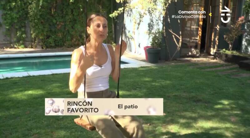 Amparo Noguera y el especial regalo de Marcelo Alonso. Créditos: CHV.