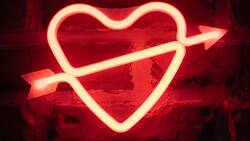 Si quieres enamorar a un Acuario, estos 6 consejos del Chat GPT te ayudarán