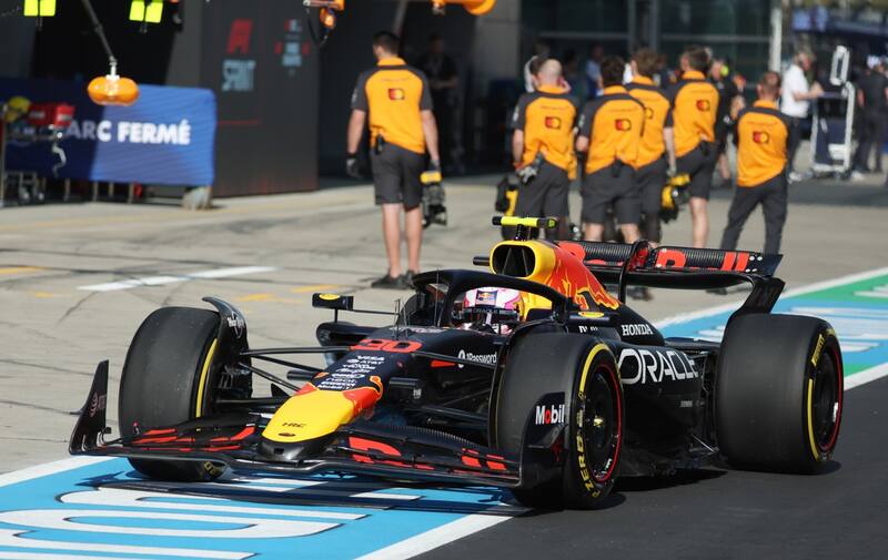 El neozelandés será reemplazado por su mal desempeño en el comienzo de la temporada con Red Bull. Foto: EFE