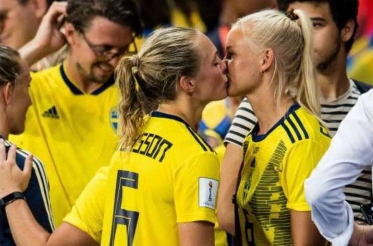 Día Internacional del Beso: Los históricos besos en el fútbol mundial