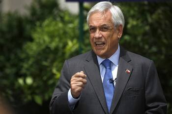 Sebastián Piñera anunció el comienzo de vacunación a adultos mayores tras nuevo embarque de dosis