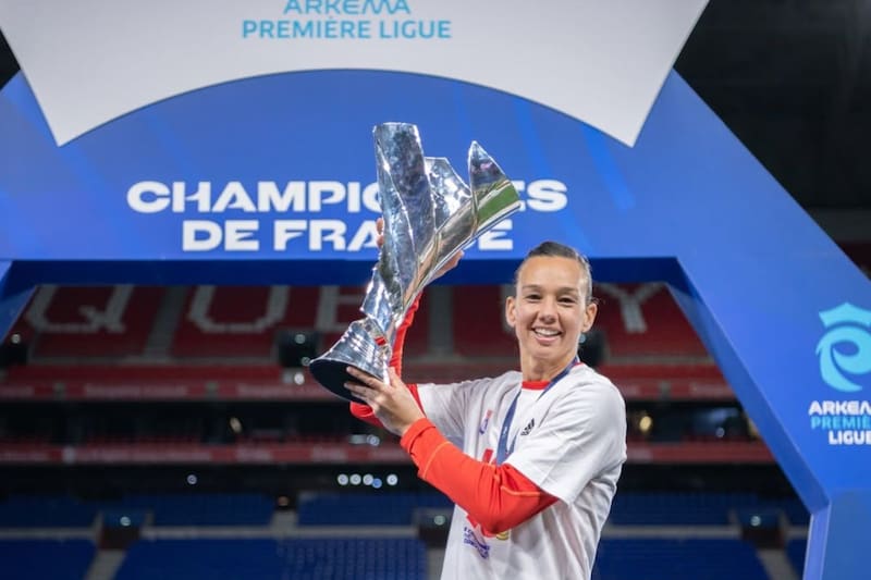 La mejor futbolista chilena de todos los tiempos agiganta cada día su leyenda. Foto: Instagram Tiane Endler.