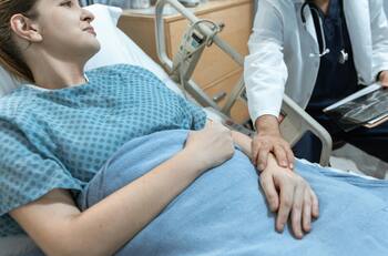 Banco Estado te pagará más de $200.000 diarios si estás hospitalizado: Estos son los requisitos