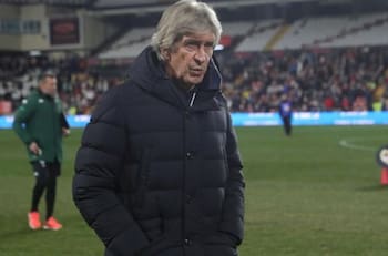 Manuel Pellegrini le ve el lado positivo a la eliminación del Real Betis en la Europa League