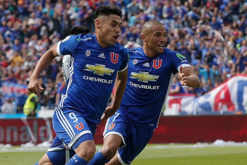 El delantero reconoció conversaciones para volver a la U. Foto: Agencia Aton.