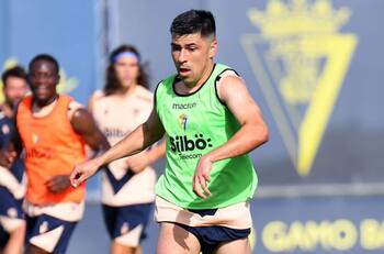 De regreso: el Cartagena de España se vuelve a interesar en Tomás Alarcón