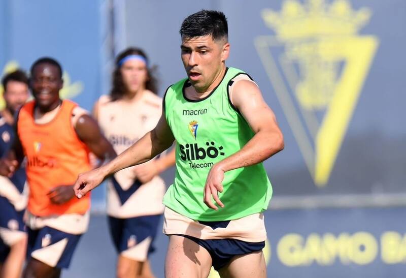 Tomás Alarcón en la pretemporada del Cádiz. Foto: @tomi_alarcon99