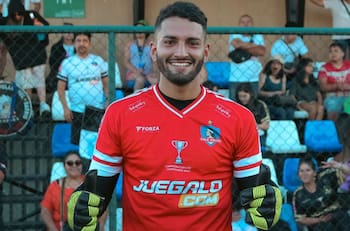 Fernández Vial ficha al arquero de Colo Colito