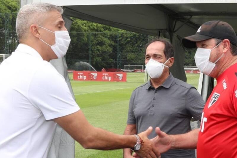 Hernán Crespo, cuando llegó al Sao Paulo en vez de fichar en la Selección Chilena.
