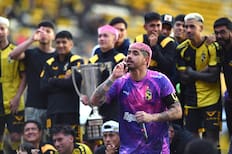 “Al Mono Sánchez le encanta llamar la atención; es parte de su show y nosotros lo queremos tal como es”