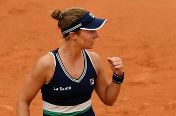 Nadia Podoroska tras su triunfo en Roland Garros: "Argentina está pasando un momento difícil, para mí es honor darles una alegría"