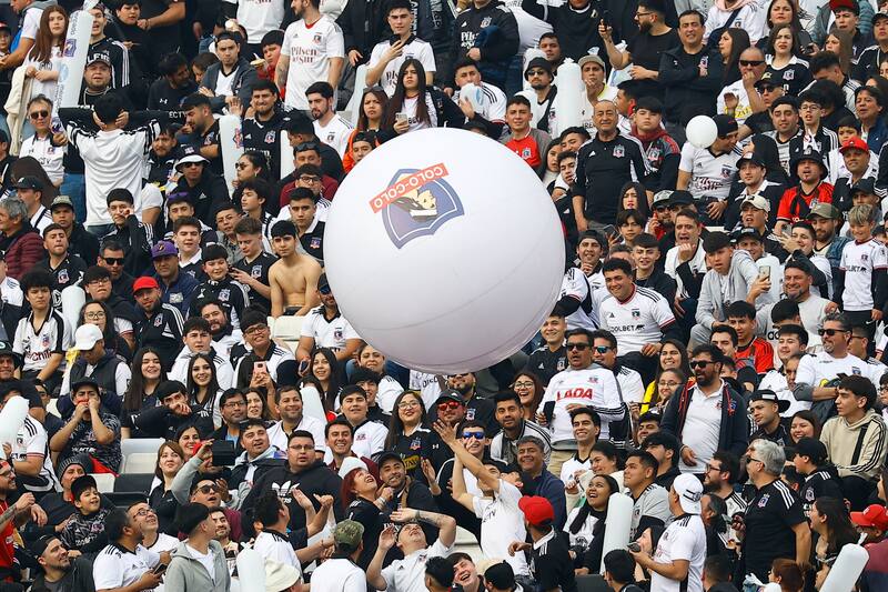 fanáticos agotaron los abonos de algunos sectores del Estadio Monumental tras la llegada de Arturo Vidal